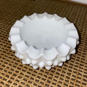 VINTAGE FENTON MILK GLASS TRAY